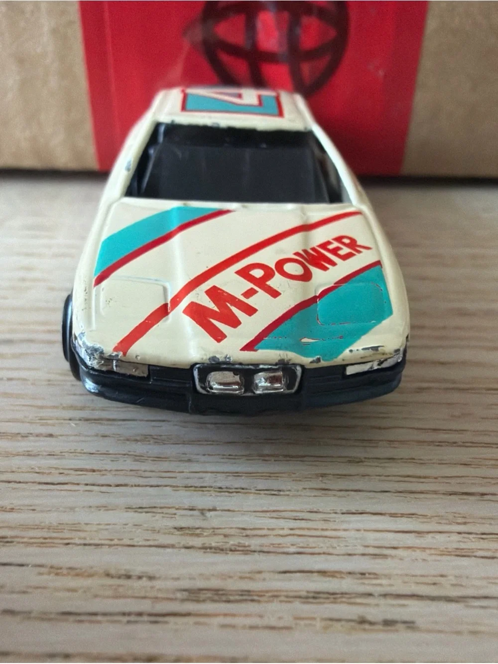 Vintage Yatming #804 Cream BMW 850i 1/64 Diecast/Plastic Sports Car M-Power